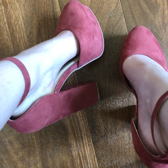 Maroon High Platform Heels - Picture 2 of 7